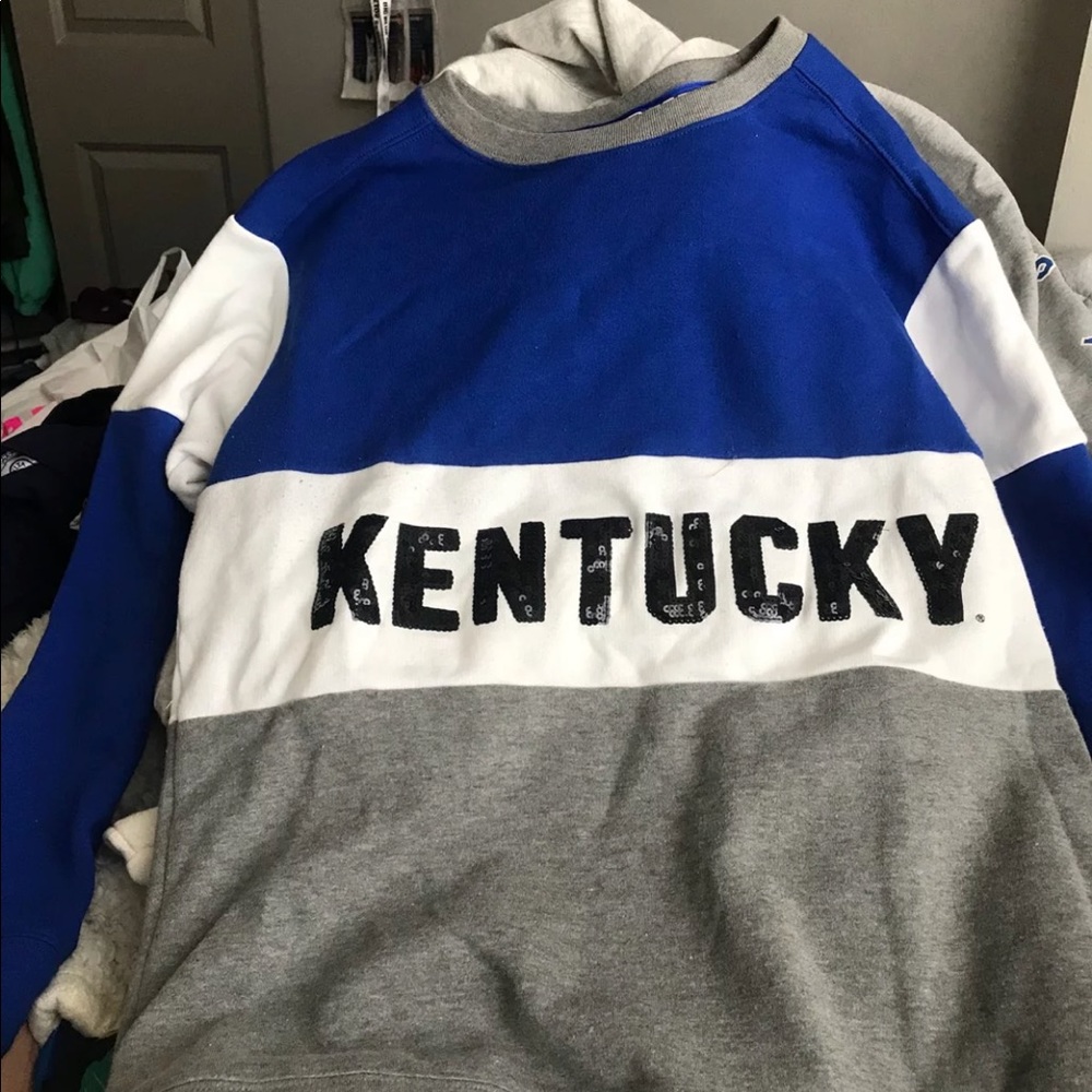 VS pink university of Kentucky crewneck